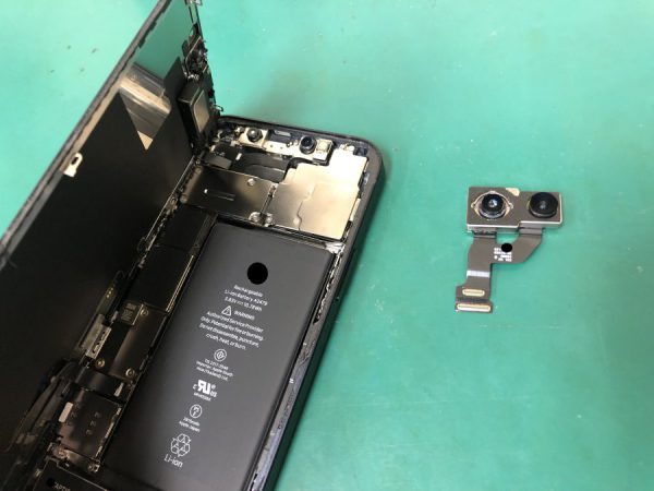 iPhone12 カメラ交換