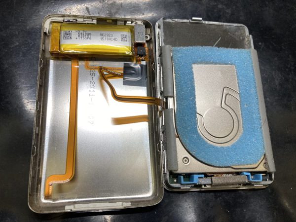 iPodClassic　HDDをSSD化修理分解