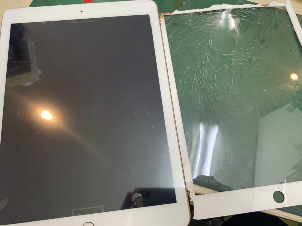 iPad6　ガラス割れ修理