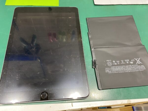 iPadバッテリー交換