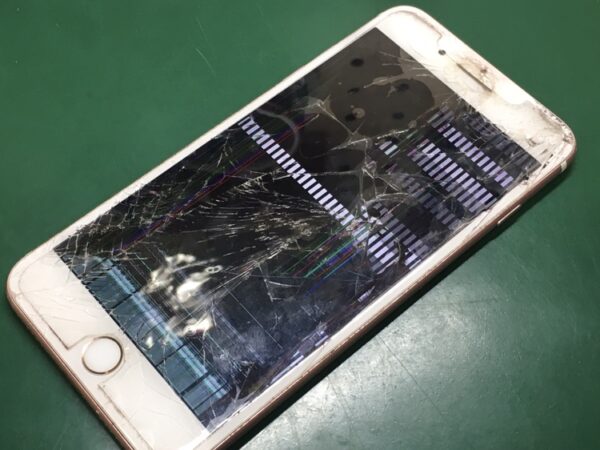 画面が映らなくなったiPhone7