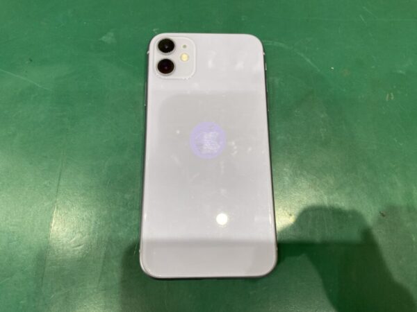 iPhone11 画面割れ