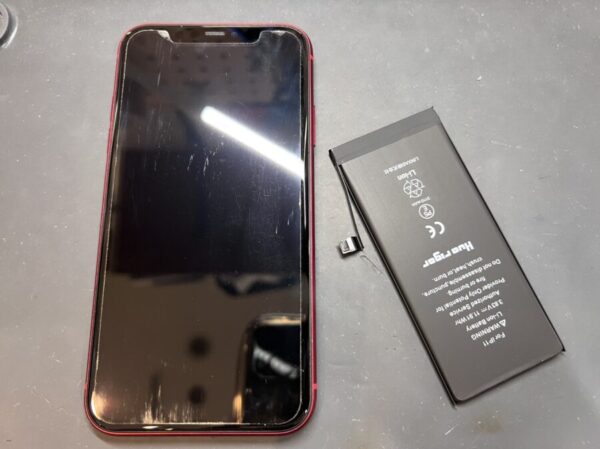 1日に2~3回は充電しているiPhoneXR
