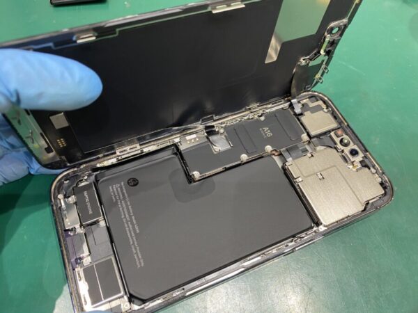 iPhone14ProMax 内部