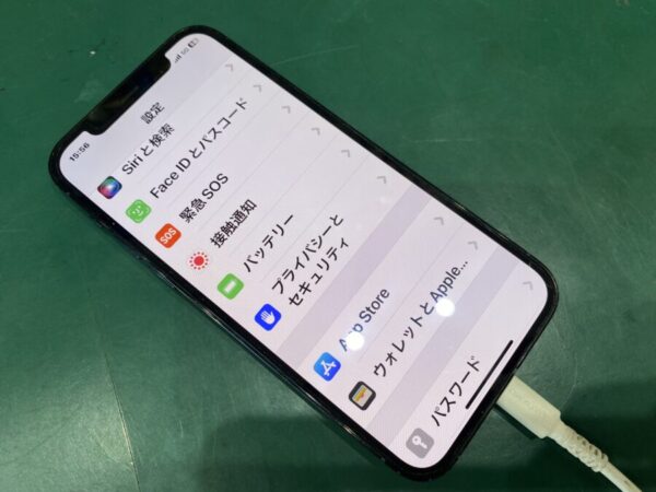 iPhone12Pro充電不良