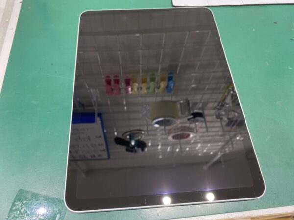 iPad Air 4 画面交換後