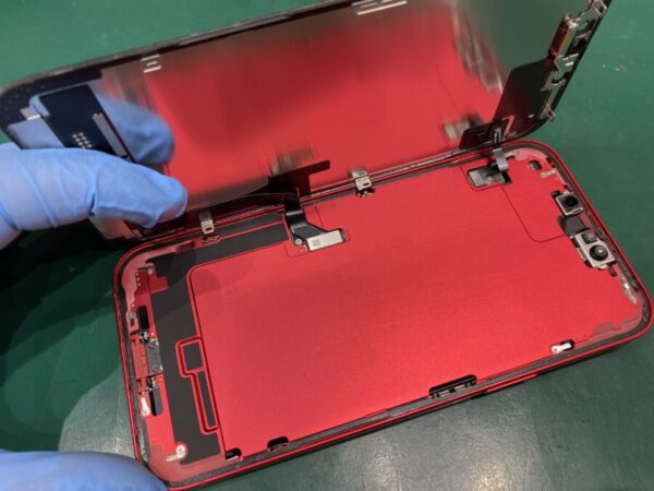 iPhone14 Plus 端末内