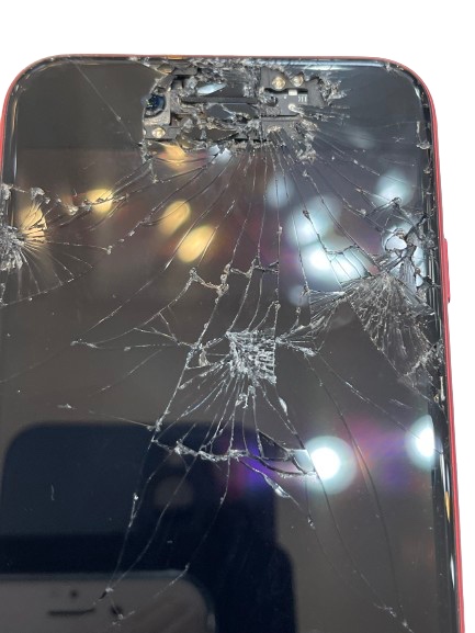 iPhoneSE2画面修理前フロントカメラ周辺