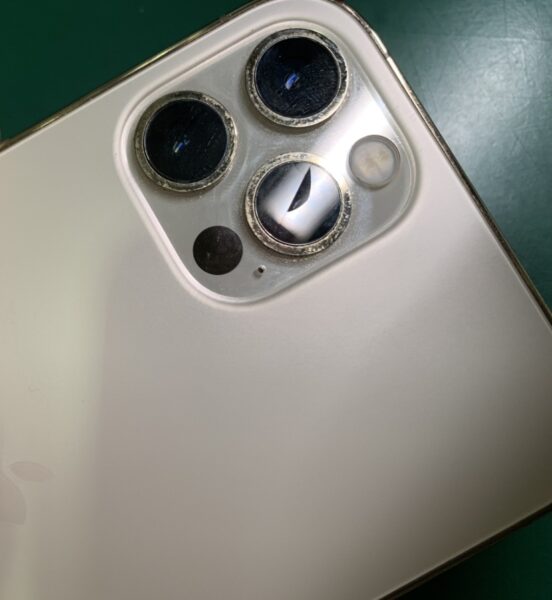 アイフォン12プロのカメラレンズ交換