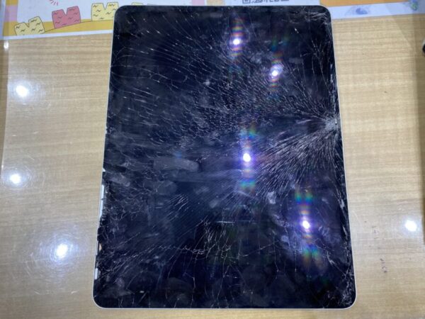 iPadPro12.9 第3世代 画面交換