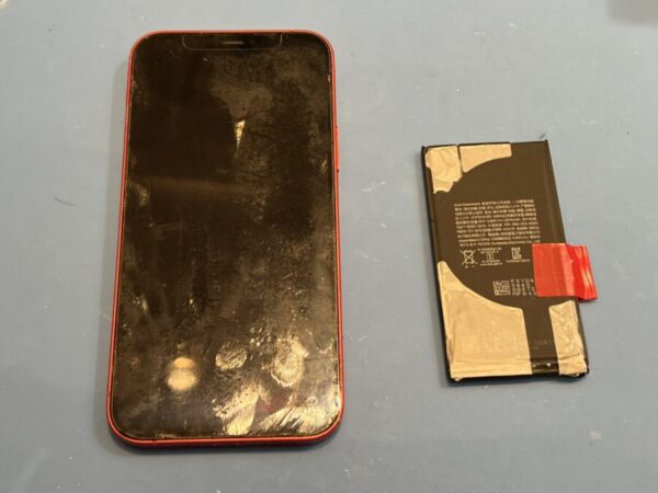 iPhone12
