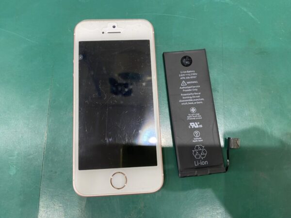 iPhoneSE第1世代 バッテリー交換