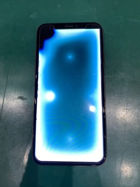 iPhoneXS 画面交換修理