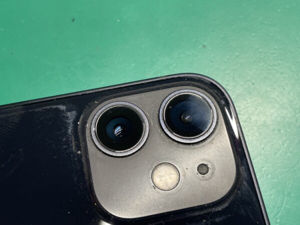 「iPhone12mini」のカメラ本体の交換を行いました！！