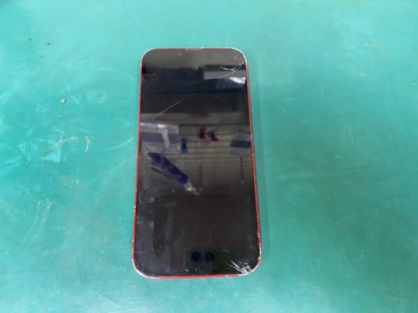 iPhone13 画面割れ 液晶交換