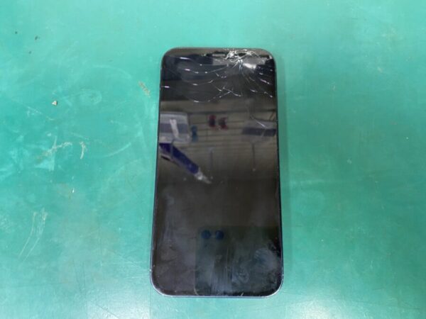 iPhone12 画面割れ 液晶交換