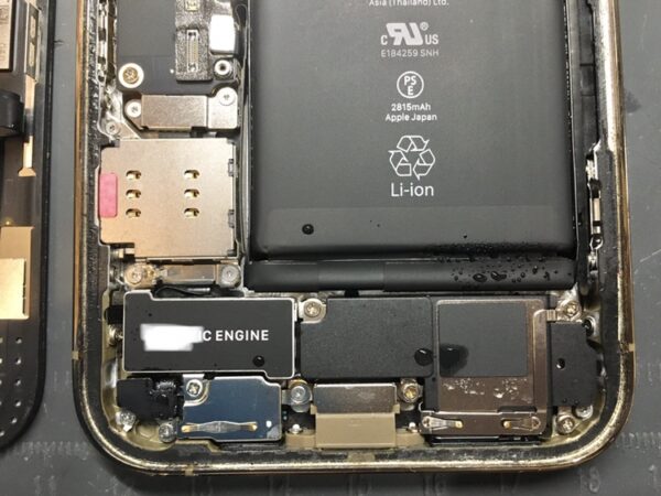 「iPhone12Pro」水没して起動できなくなった端末の復旧作業を行いました。