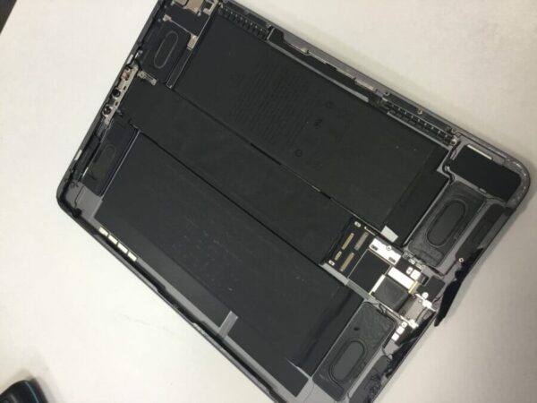iPadpro11　液晶交換　上大岡