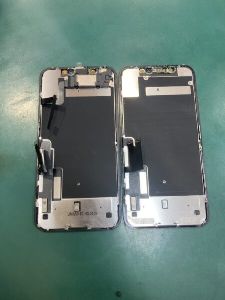 iPhone11画面交換中