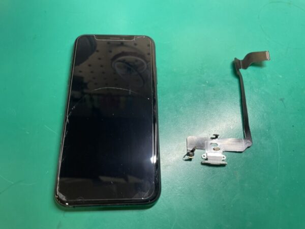 アイフォンテンエス 充電コネクタ交換
