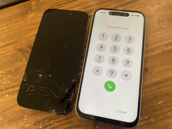 iPhone 15 液晶交換 横浜市中区